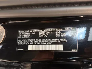 2024 Volvo XC40 Plus Bright Theme z VIN YV4L12UE6R2216347, wystawiony jako Copart lot #53724375 z przebiegiem 11 885 mil mil oraz Czysty tytuł • Clean title. Historia ofert i sprzedaży dostępna na DreamBid. Obrazek 10.