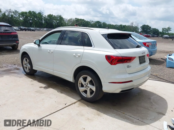 2022 Audi Q3 Premium Plus with VIN WA1BUCF36N1138119, listed as a IAAI auction lot 42536021 with 25,797 mi miles and . Bid and sale history available at DreamBid. Image 3.