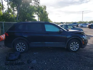 2020 Volkswagen Tiguan S z VIN 3VV1B7AX7LM133084, wystawiony jako IAAI lot #42597631 z przebiegiem 84 415 mil mil oraz . Historia ofert i sprzedaży dostępna na DreamBid. Obrazek 13.