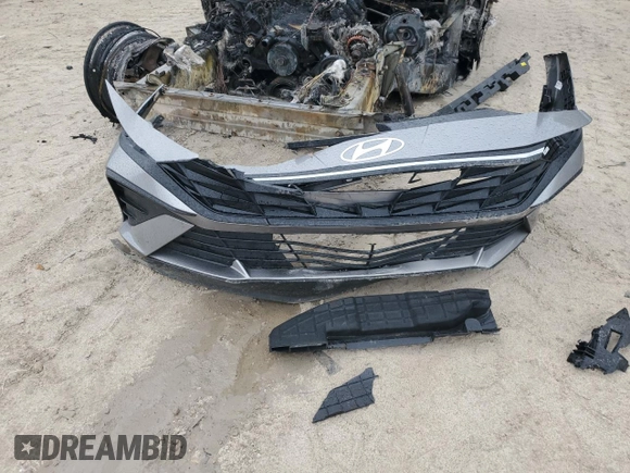2024 Hyundai Elantra SEL with VIN KMHLM4DG4RU733377, listed as a Copart auction lot 56127855 with 45,608 mi miles and Salvage title. Bid and sale history available at DreamBid. Image 12.