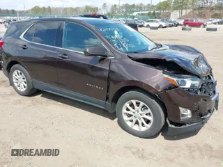 2020 Chevrolet Equinox LT with VIN 2GNAXUEV6L6137975, listed as a IAAI auction lot 42000330 with 37,870 mi miles. Bid and sale history available at carsss.com. Image 1.