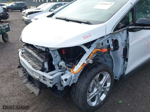 2021 Chevrolet Bolt EV 1LT with VIN 1G1FW6S03M4104806, listed as a IAAI auction lot 41260127 with 28,180 mi miles. Bid and sale history available at carsss.com. Image 6.