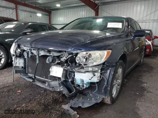 2007 Lexus LS 460 with VIN JTHBL46F575037110, listed as a IAAI auction lot 41736945 with 195,883 mi miles. Bid and sale history available at carsss.com. Image 6.