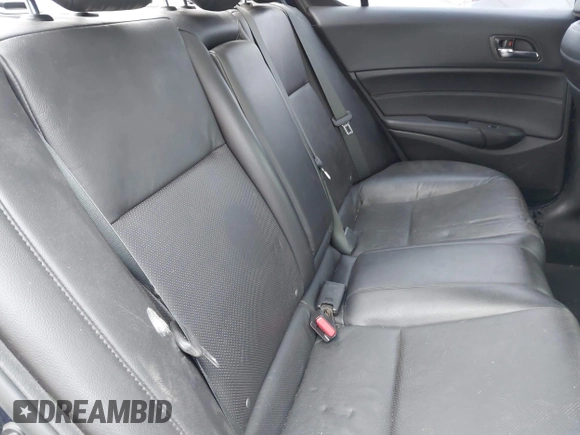 2014 Acura ILX with VIN 19VDE1F37EE013300, listed as a IAAI auction lot 41748115 with 122,732 mi miles. Bid and sale history available at carsss.com. Image 8.