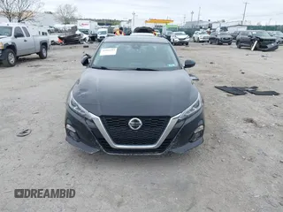 2019 Nissan Altima SV with VIN 1N4BL4DV6KC143538, listed as a IAAI auction lot 42082493 with 150,470 mi miles and . Bid and sale history available at DreamBid. Image 12.