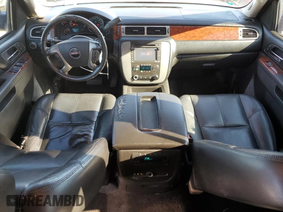 2012 GMC Yukon SLT with VIN 1GKS1CE03CR137258, listed as a Copart auction lot 87684815 with 253,348 mi miles and Salvage Title. Bid and sale history available at carsss.com. Image 8.