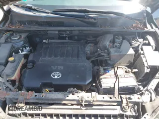 2009 Toyota RAV4 with VIN JTMBK33V39D006022, listed as a IAAI auction lot 42121581 with 227,663 mi miles. Bid and sale history available at carsss.com. Image 10.