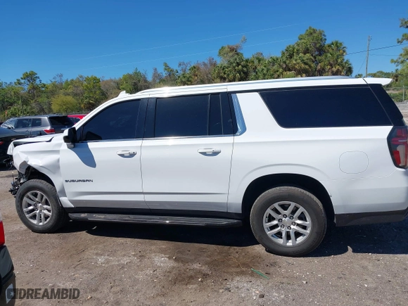2022 Chevrolet Suburban LT with VIN 1GNSKCKDXNR247122, listed as a IAAI auction lot 41837555 with 77,954 mi miles. Bid and sale history available at carsss.com. Image 14.