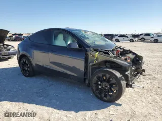 2023 Tesla Model Y Long Range with VIN 7SAYGDEE5PA100116, listed as a Copart auction lot 45713965 with 32,005 mi miles and Salvage Title. Bid and sale history available at carsss.com. Image 4.