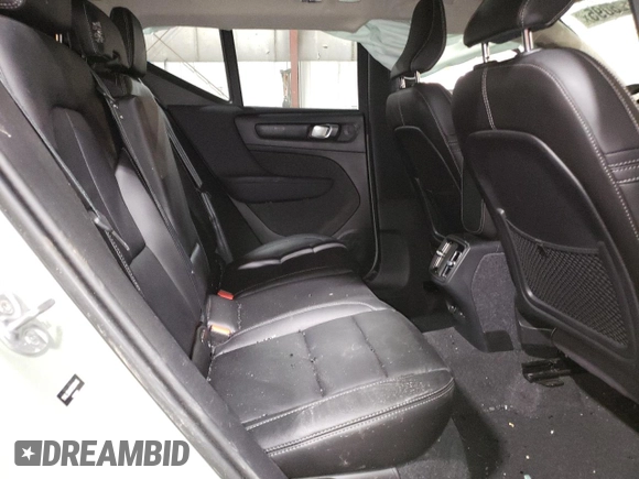 2023 Volvo XC40 Ultimate Bright Theme с VIN YV4L12UA0P2938486, выставлен на аукционе Copart как лот 42126095 с пробегом 17 218 миль миль и Списание • Salvage title. История ставок и продаж доступна на DreamBid. Изображение 11.