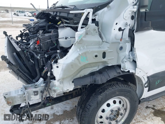 2024 Ford Transit Cargo with VIN 1FTBR2Y80RKB39440, listed as a IAAI auction lot 41518278 with 1,111 mi miles and . Bid and sale history available at DreamBid. Image 17.