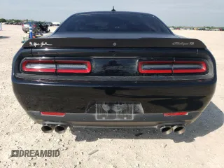 2019 Dodge Challenger R/T Scat Pack z VIN 2C3CDZFJ0KH540554, wystawiony jako Copart lot #56832535 z przebiegiem 59 298 mil mil oraz Szkoda całkowita • Salvage title. Historia ofert i sprzedaży dostępna na DreamBid. Obrazek 6.