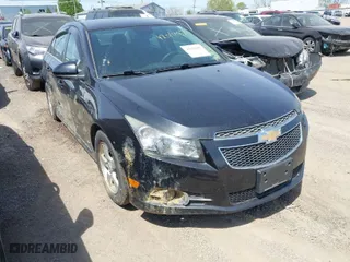 2014 Chevrolet Cruze 1LT with VIN 1G1PC5SB2E7149180, listed as a IAAI auction lot 42010987 with 122,787 mi miles. Bid and sale history available at carsss.com. Image 1.