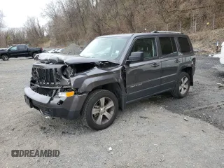 2016 Jeep Patriot High Altitude Edition with VIN 1C4NJRFB7GD786382, listed as a Copart auction lot 53271015 with 39,418 mi miles and Salvage Title. Bid and sale history available at carsss.com. Image 1.