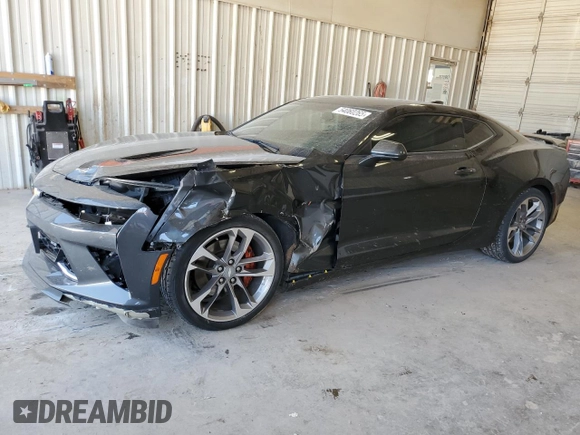 2017 Chevrolet Camaro 2SS z VIN 1G1FH1R70H0141082, wystawiony jako Copart lot #54060265 z przebiegiem 26 504 mil mil oraz Szkoda całkowita • Salvage title. Historia ofert i sprzedaży dostępna na DreamBid. Obrazek 1.