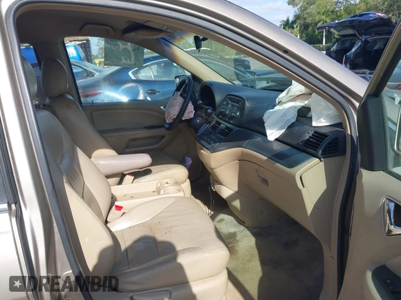2005 Honda Odyssey EX with VIN 5FNRL38495B401742, listed as a IAAI auction lot 42133434 with 162,161 mi miles and . Bid and sale history available at carsss.com. Image 5.