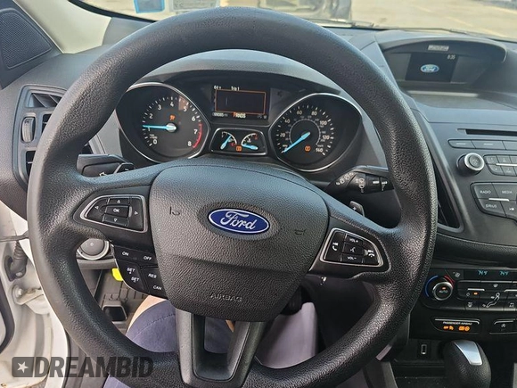 2017 Ford Escape SE z VIN 1FMCU9GD0HUD44281, wystawiony jako IAAI lot #42573170 z przebiegiem 99 085 mil mil oraz . Historia ofert i sprzedaży dostępna na DreamBid. Obrazek 8.