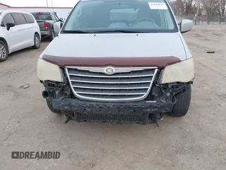 2010 Chrysler Town & Country Touring with VIN 2A4RR5D18AR466614, listed as a IAAI auction lot 41824475 with 242,881 mi miles. Bid and sale history available at carsss.com. Image 6.