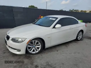 2012 BMW 3 Series 328i z VIN WBADW3C55CE824105, wystawiony jako Copart lot #56580515 z przebiegiem 145 759 mil mil oraz Szkoda całkowita • Salvage title. Historia ofert i sprzedaży dostępna na DreamBid. Obrazek 1.