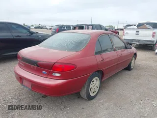 1997 Ford Escort LX with VIN 1FALP13P2VW392173, listed as a IAAI auction lot 41833271 with 123,991 mi miles. Bid and sale history available at carsss.com. Image 4.