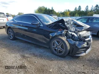 2019 Mercedes-Benz C 300 z VIN WDDWJ8EB3KF925510, wystawiony jako Copart lot #54577375 z przebiegiem 80 366 mil mil oraz Szkoda całkowita • Salvage title. Historia ofert i sprzedaży dostępna na DreamBid. Obrazek 4.