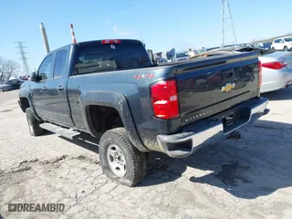 2018 Chevrolet Silverado 1500 LT with VIN 1GCVKREC7JZ252817, listed as a IAAI auction lot 38356875 with 60,094 mi miles. Bid and sale history available at carsss.com. Image 3.