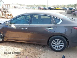 2013 Nissan Altima 2.5 S with VIN 1N4AL3AP4DC131970, listed as a IAAI auction lot 41915038 with 135,707 mi miles and . Bid and sale history available at carsss.com. Image 14.