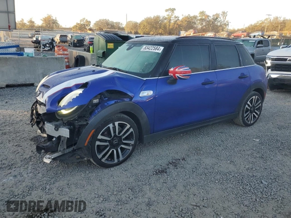 2021 MINI Hardtop 4 Door Cooper S with VIN WMWXU9C04M2N77138, listed as a Copart auction lot 83422584 with 32,370 mi miles and Salvage title. Bid and sale history available at DreamBid. Image 1.