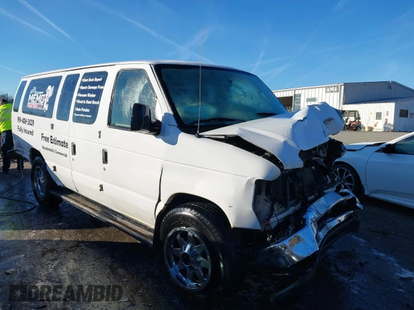 2013 Ford Econoline Passenger XL z VIN 1FBSS3BL5DDA43280, wystawiony jako IAAI lot #41583503 z przebiegiem 315 846 mil mil oraz . Historia ofert i sprzedaży dostępna na DreamBid. Obrazek 1.