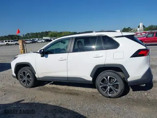 2021 Toyota RAV4 LE with VIN 2T3H1RFV0MW115299, listed as a IAAI auction lot 42030049 with 38,446 mi miles. Bid and sale history available at carsss.com. Image 14.