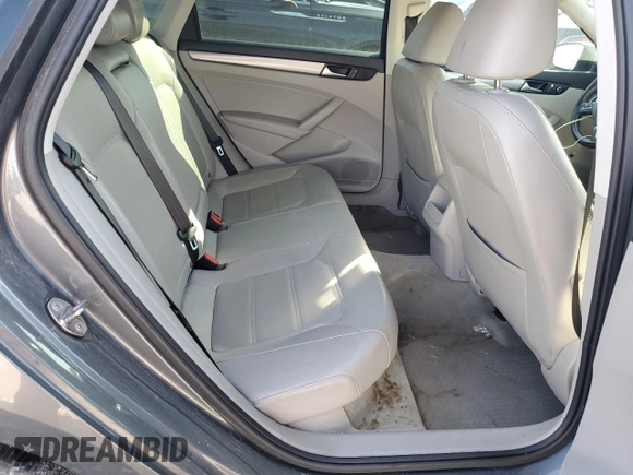 2015 Volkswagen Passat S with VIN 1VWAS7A30FC113371, listed as a Copart auction lot 52119765 with 162,431 mi miles and Clean title. Bid and sale history available at DreamBid. Image 10.