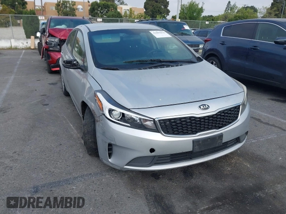 2017 Kia Forte LX with VIN 3KPFK4A71HE096490, listed as a IAAI auction lot 42085810 with 152,924 mi miles. Bid and sale history available at carsss.com. Image 1.