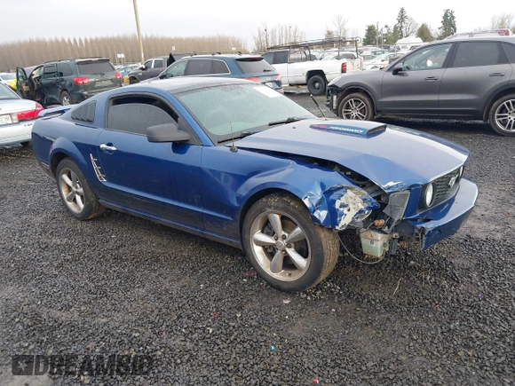2009 Ford Mustang GT with VIN 1ZVHT82H095105825, listed as a IAAI auction lot 41299663 with 190,109 mi miles and . Bid and sale history available at DreamBid. Image 1.