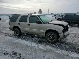 2001 GMC Jimmy SLE with VIN 1GKDT13W512196056, listed as a Copart auction lot 46338225 with 205,918 mi miles and Salvage Title. Bid and sale history available at carsss.com. Image 12.