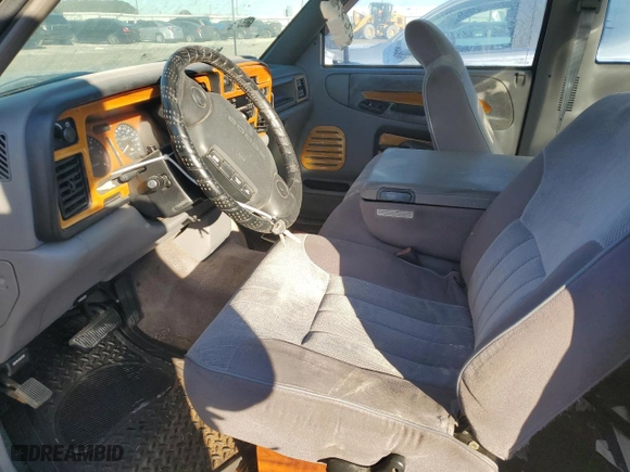 1996 Dodge Ram 1500 with VIN 3B7HC13Y7TG171278, listed as a Copart auction lot 41602065 with 115,897 mi miles and Clean Title. Bid and sale history available at carsss.com. Image 7.