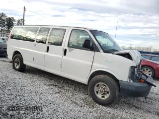 2007 GMC Savana with VIN 1GJHG39U671164615, listed as a Copart auction lot 88866525 with 182,856 mi miles and Salvage Title. Bid and sale history available at carsss.com. Image 4.
