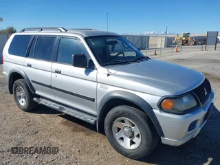 2003 Mitsubishi Montero Sport ES with VIN JA4LS21H23J002736, listed as a IAAI auction lot 41663572 with 235,704 mi miles. Bid and sale history available at carsss.com. Image 1.