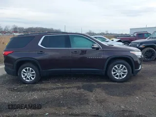 2021 Chevrolet Traverse LT Cloth with VIN 1GNEVGKW2MJ134615, listed as a IAAI auction lot 41667174 with 52,717 mi miles. Bid and sale history available at carsss.com. Image 13.