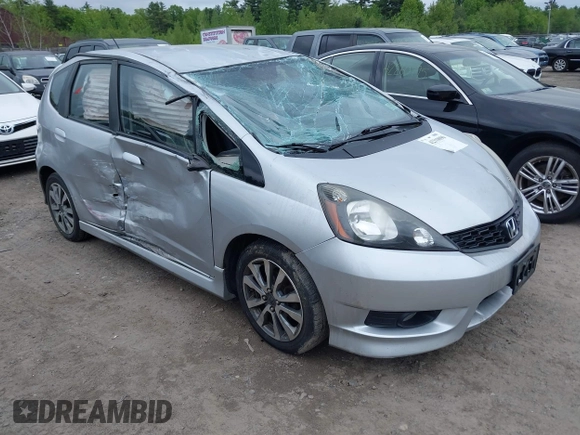 2013 Honda Fit Sport с VIN JHMGE8H59DC067410, выставлен на аукционе IAAI как лот 42319096 с пробегом 149 779 миль миль и . История ставок и продаж доступна на DreamBid. Изображение 1.