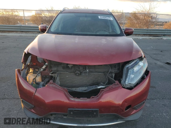 2016 Nissan Rogue SV with VIN KNMAT2MTXGP630315, listed as a Copart auction lot 44406575 with 99,976 mi miles and Salvage Title. Bid and sale history available at DreamBid. Image 5.