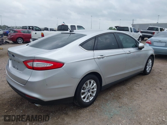 2015 Ford Fusion S with VIN 3FA6P0G78FR163969, listed as a IAAI auction lot 41932087 with 66,608 mi miles. Bid and sale history available at carsss.com. Image 4.
