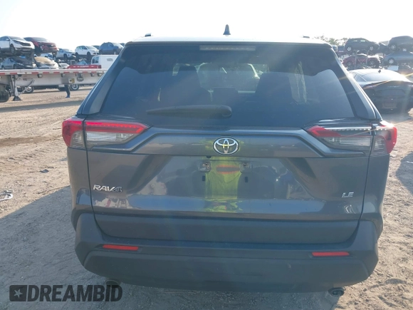 2019 Toyota RAV4 LE with VIN JTMK1RFV0KD003070, listed as a IAAI auction lot 42051761 with 86,651 mi miles. Bid and sale history available at carsss.com. Image 16.