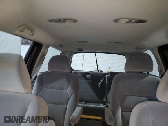 2005 Honda Odyssey LX with VIN 5FNRL38295B085368, listed as a Copart auction lot 47393075 with 250,011 mi miles and Salvage Title. Bid and sale history available at carsss.com. Image 10.