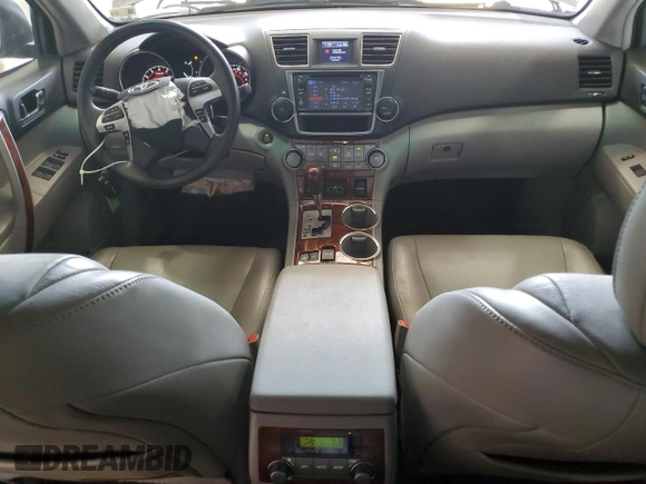 2013 Toyota Highlander Limited with VIN 5TDDK3EH4DS193218, listed as a Copart auction lot 59421055 with 146,607 mi miles and Salvage title. Bid and sale history available at DreamBid. Image 8.