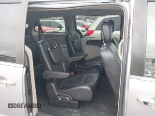 2015 Chrysler Town & Country Touring with VIN 2C4RC1BG4FR602557, listed as a IAAI auction lot 41715004 with 164,030 mi miles. Bid and sale history available at carsss.com. Image 8.