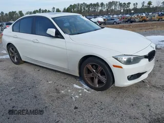 2013 BMW 3 Series 328i z VIN WBA3A5G58DNP20533, wystawiony jako IAAI lot #41390679 z przebiegiem 118 463 mil mil oraz . Historia ofert i sprzedaży dostępna na DreamBid. Obrazek 1.