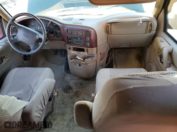 1998 GMC Safari z VIN 1GDDM19W5WB503552, wystawiony jako Copart lot #88247495 z przebiegiem 267 494 mil mil oraz Szkoda całkowita • Salvage title. Historia ofert i sprzedaży dostępna na DreamBid. Obrazek 8.