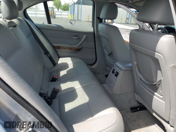 2008 BMW 3 Series 328i with VIN WBAVA37538NL54628, listed as a Copart auction lot 53344425 with 90,891 mi miles and Clean Title. Bid and sale history available at DreamBid. Image 10.