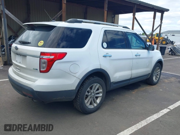 2013 Ford Explorer XLT with VIN 1FM5K8D89DGA72578, listed as a IAAI auction lot 42183948 with 217,018 mi miles and . Bid and sale history available at DreamBid. Image 4.
