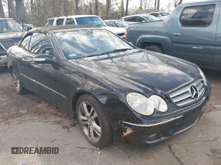 2007 Mercedes-Benz CLK-Class 3.5L with VIN WDBTK56F07F211009, listed as a IAAI auction lot 41785678 with 171,181 mi miles. Bid and sale history available at carsss.com. Image 1.